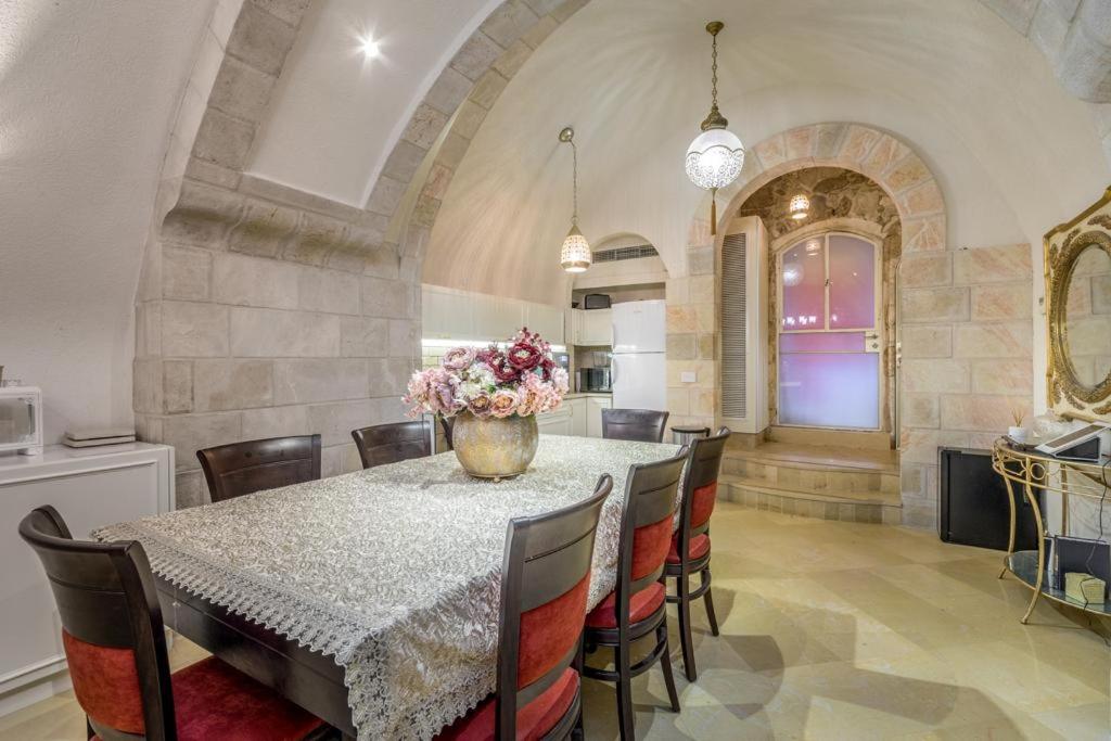Western Wall Luxury House - Avraham القدس المظهر الخارجي الصورة