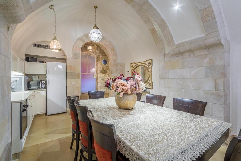 Western Wall Luxury House - Avraham القدس المظهر الخارجي الصورة
